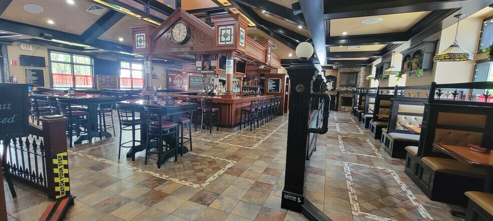 More Photos Of 2578 Route 55, Poughquag Restaurant For Sale