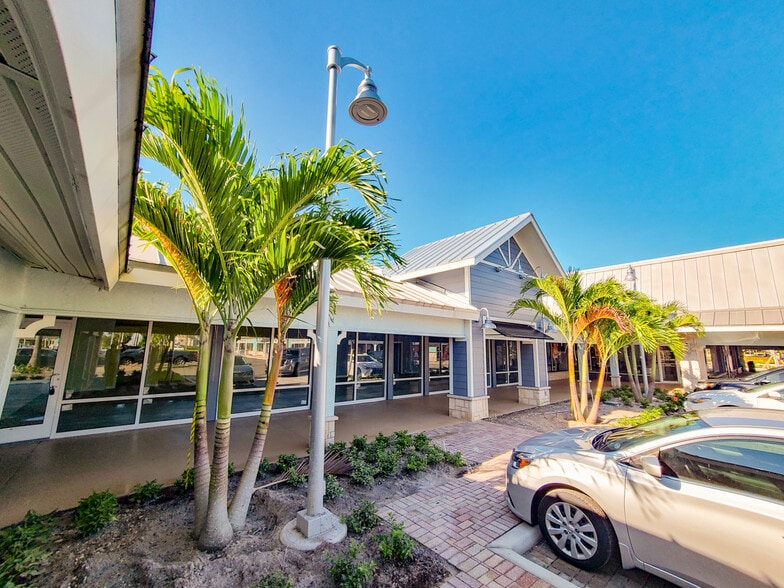 More Photos Of 1001-1041 N Collier Blvd, Marco Island Unknown For Lease