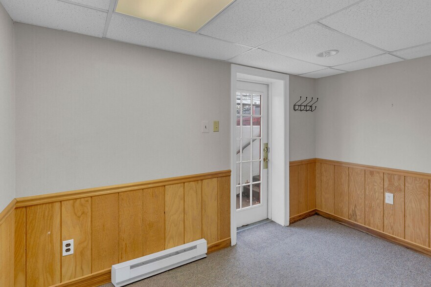 More Photos Of 95 Almshouse Rd, Richboro Medical For Sale