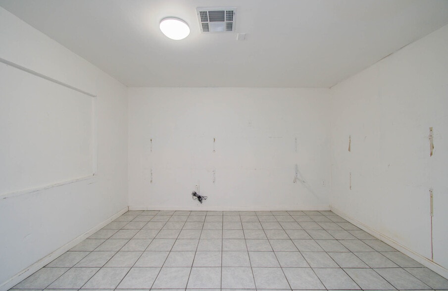 More Photos Of 11411 Homestead Rd, Houston Religious Facility For Sale