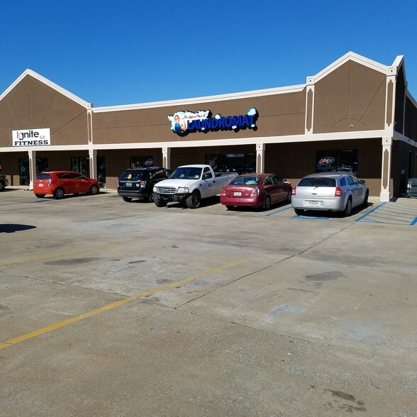 More Photos Of 3916 US-80, Phenix City Storefront Retail Office For Lease
