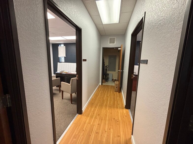 More Photos Of 6724 Guada Coma Dr, Schertz Warehouse For Lease