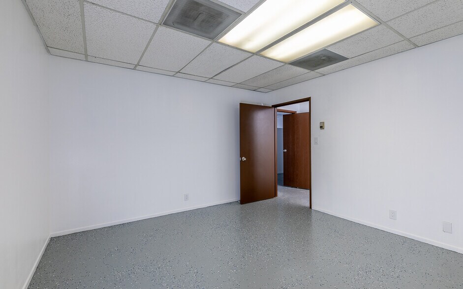 More Photos Of 24630-24688 Redlands Blvd, Loma Linda Storefront For Sale