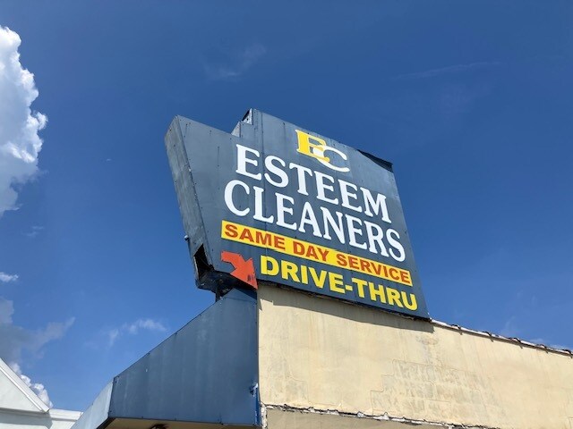 More Photos Of 4223 Henderson Blvd, Tampa Freestanding For Sale