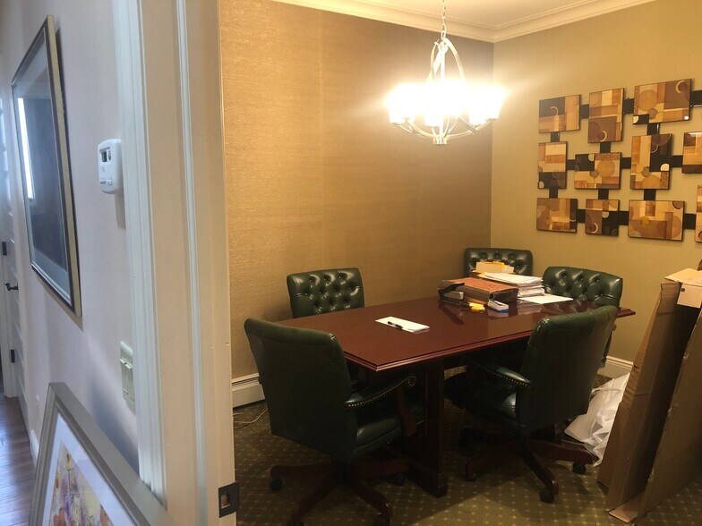 More Photos Of 415 Clifton Ave, Clifton Office For Lease