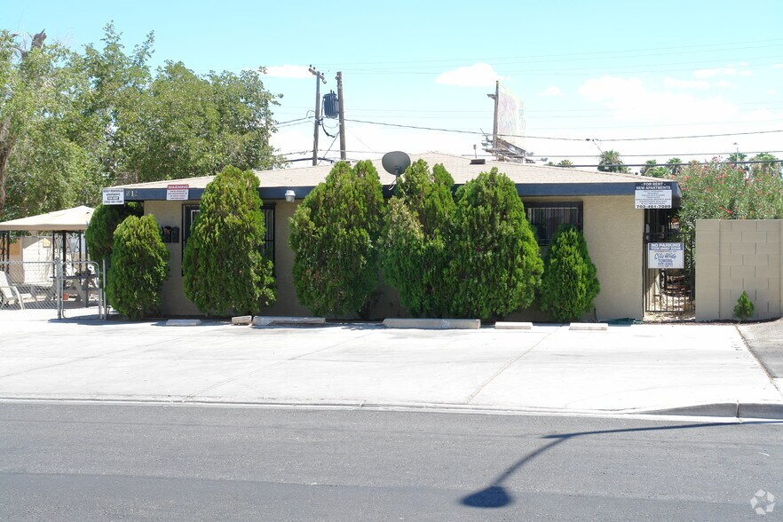 More Photos Of 1812 Lewis Ave, Las Vegas Apartments For Sale