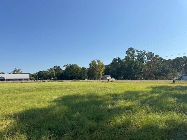 More Photos Of 627 N Hwy 287, Elkhart Land For Sale