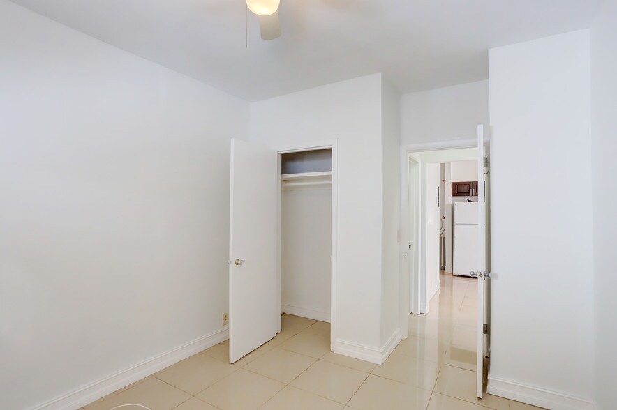 More Photos Of 1801 Spruce Ave, West Palm Beach Apartments For Sale