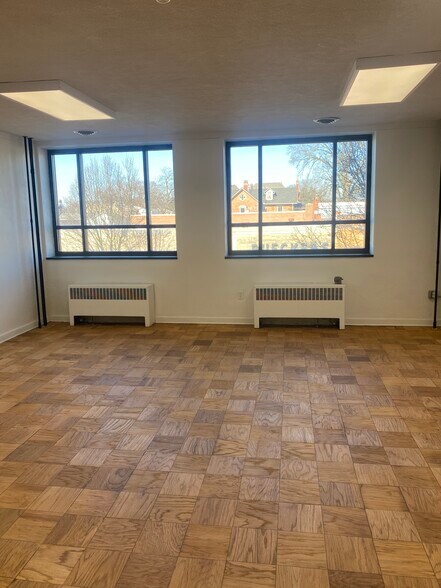 More Photos Of 319 N Wayne St, Piqua Loft Creative Space For Lease
