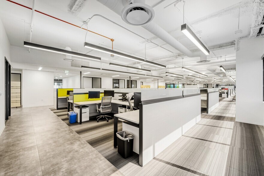 More Photos Of 4910 Airport Plaza Dr, Long Beach Loft Creative Space For Lease