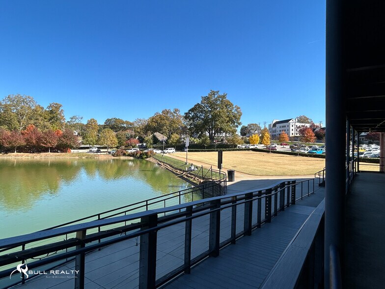 More Photos Of 1802 Drayton Rd, Spartanburg Storefront Retail Office For Lease