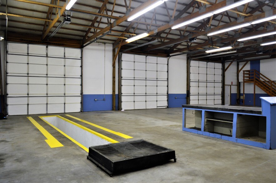 More Photos Of 420 15th St, Greeley Service For Sale