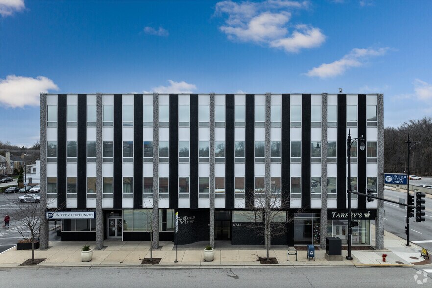 More Photos Of 4747 W Peterson Ave, Chicago Office For Lease