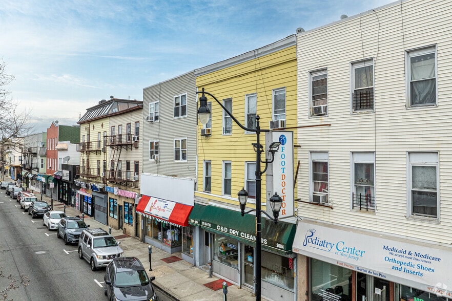 More Photos Of 2004-2006 Bergenline Ave, Union City Apartments For Sale