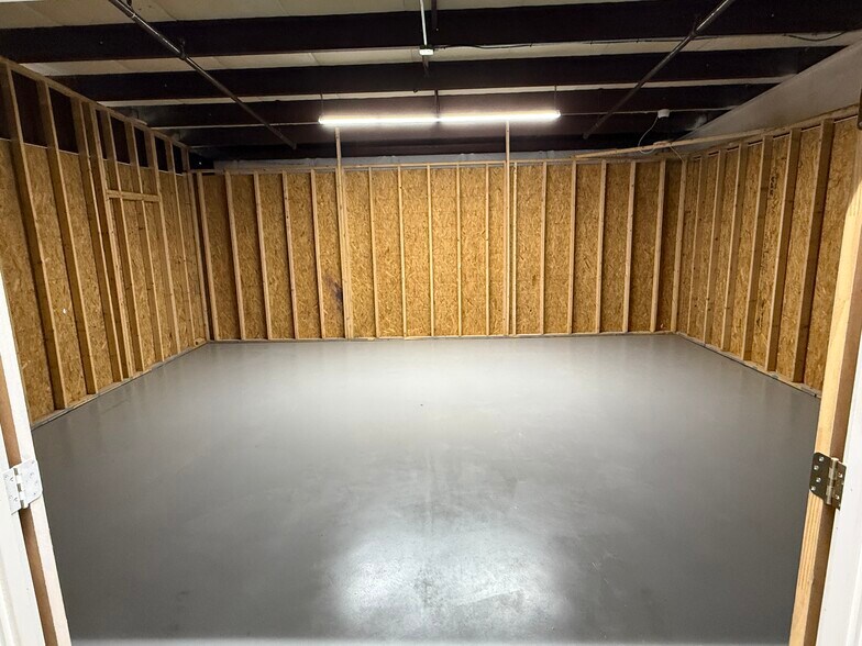 More Photos Of 1437 Bedford St, Abington Industrial For Sale
