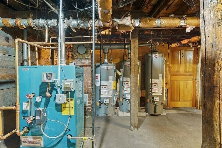 More Photos Of 113 Spruce St, Leominster Apartments For Sale