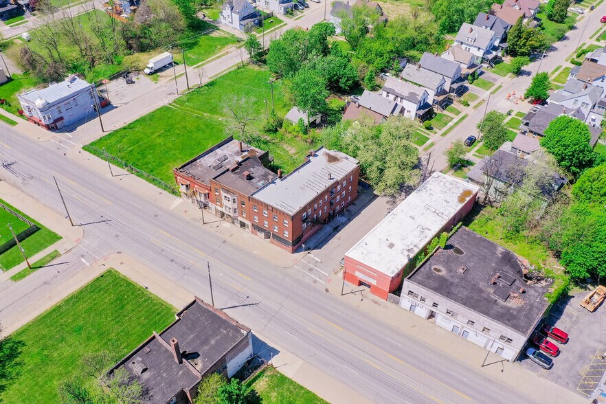 More Photos Of 11239 Superior Ave, Cleveland General Retail For Sale