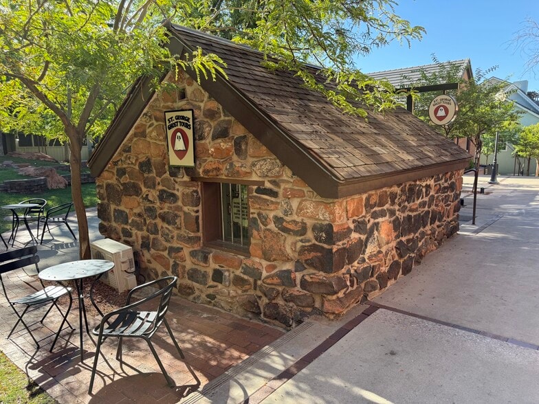 More Photos Of 2 W Saint George Blvd, Saint George Office For Sale