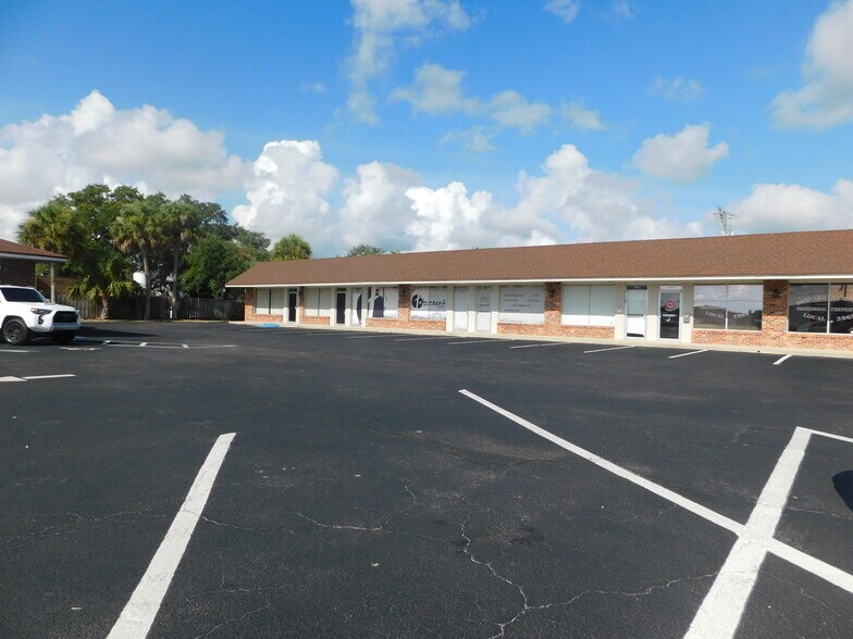 More Photos Of Rockledge Plaza, Rockledge Office For Sale