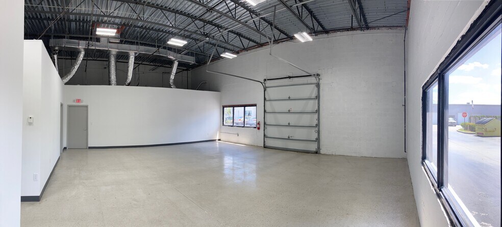 More Photos Of 11576 Pierson Rd, Wellington Warehouse For Lease
