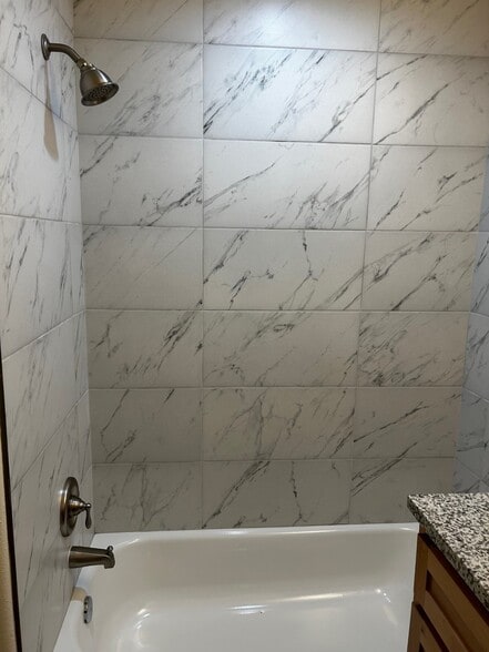 More Photos Of 615 Iron Ave SW, Albuquerque Apartments For Sale