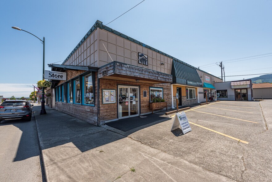More Photos Of 213 E Washington St, Sequim Storefront Retail Office For Sale