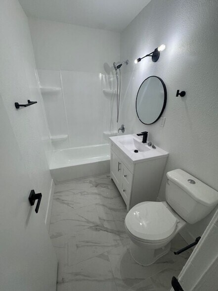 More Photos Of , Anaheim Multifamily For Sale