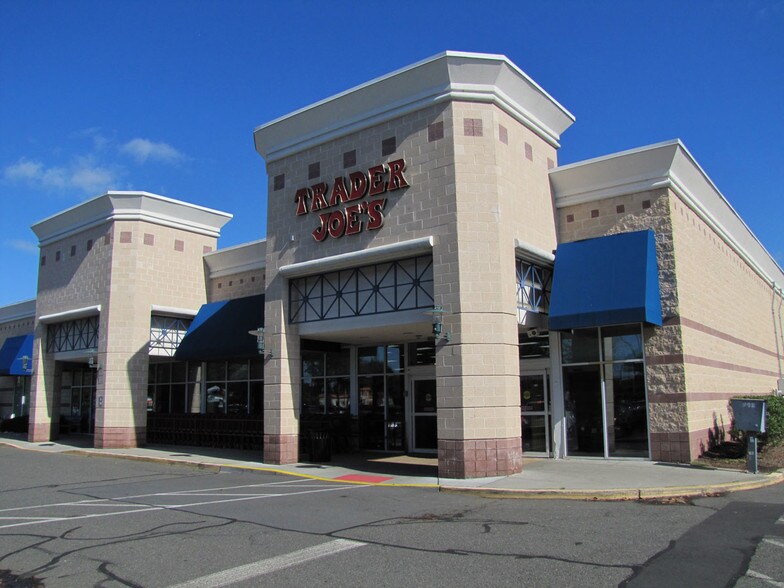 More Photos Of 3504-3528 US Highway 1, Princeton Unknown For Lease
