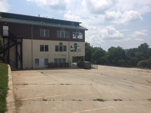 More Photos Of 1903 Grand Central Ave, Vienna General Retail For Sale