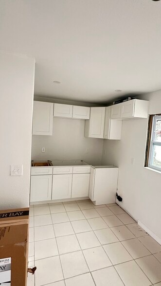 More Photos Of 4422 N Hale Ave, Tampa Apartments For Sale