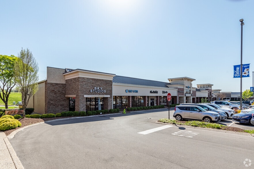 More Photos Of 330 Franklin Rd, Brentwood Unknown For Lease