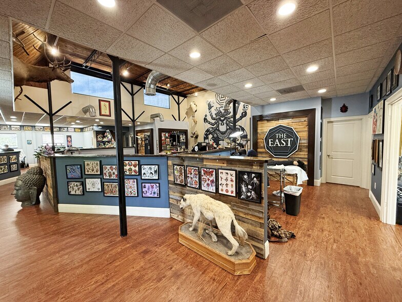 More Photos Of 1235 N Orange Ave, Orlando General Retail For Sale