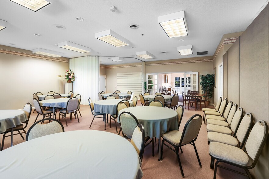 More Photos Of 16394 Glory Ln, Eden Prairie Funeral Home For Sale