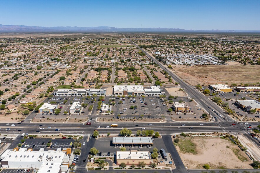 More Photos Of 40815-40975 N Ironwood Rd, San Tan Valley General Retail For Sale