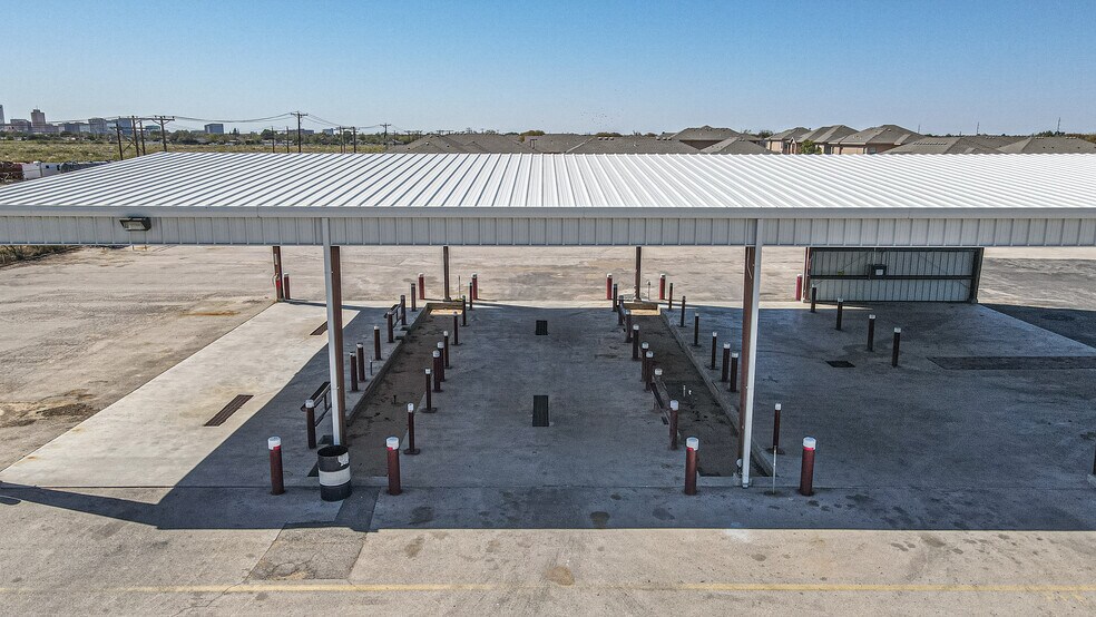 More Photos Of 1501 N Fairgrounds Rd, Midland Office For Sale