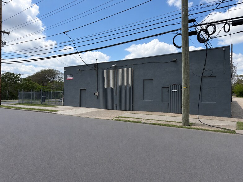 More Photos Of 1215 S 6th St, Camden Manufacturing For Sale