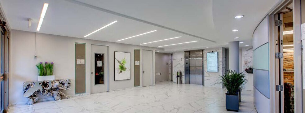 More Photos Of 8089 S Lincoln St, Littleton Medical For Lease