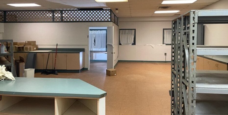 More Photos Of 5234 Southern Blvd, Boardman Flex For Lease