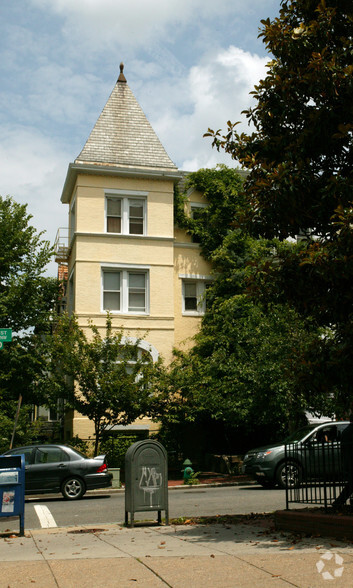 Primary Photo Of 2149 N St NW, Washington Apartments For Sale