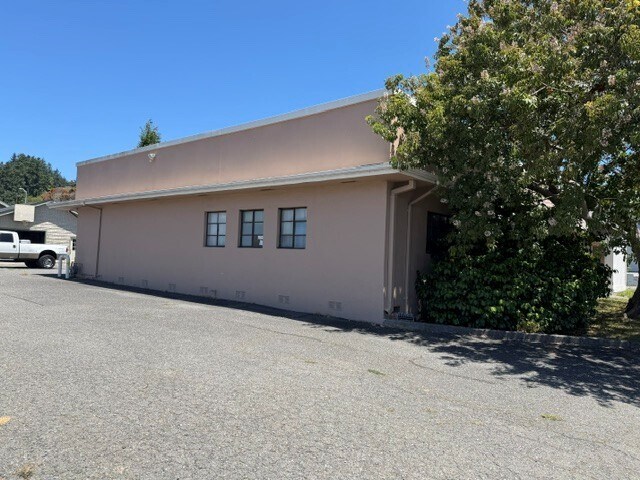 More Photos Of 874 Main St, Fortuna Office For Sale