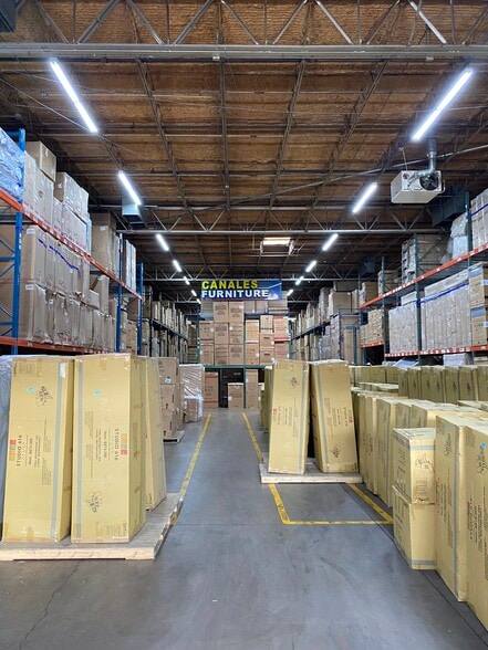 More Photos Of 2200-2202 E Randol Mill Rd, Arlington Warehouse For Lease