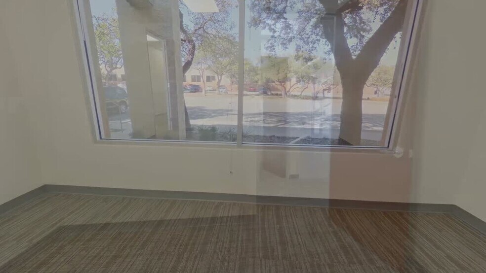 More Photos Of 300 E Sonterra Blvd, San Antonio Unknown For Lease