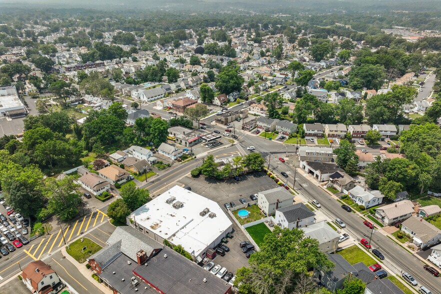 More Photos Of 2497 Vauxhall Rd, Union Township Manufacturing For Sale