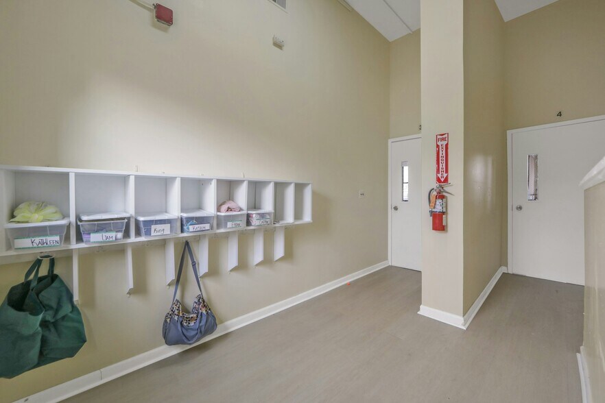 More Photos Of 103-105 N Main St, Paterson Specialty For Sale