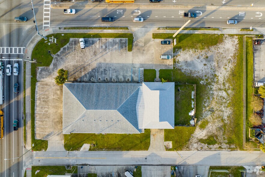 More Photos Of 1300 Malabar Rd SE, Palm Bay Land For Sale