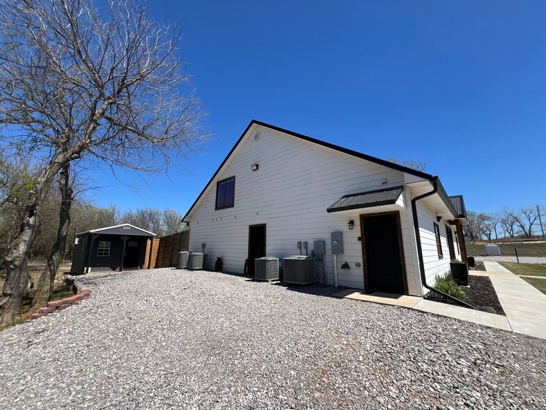 More Photos Of 17432 NE North Dr, Fletcher Religious Facility For Sale