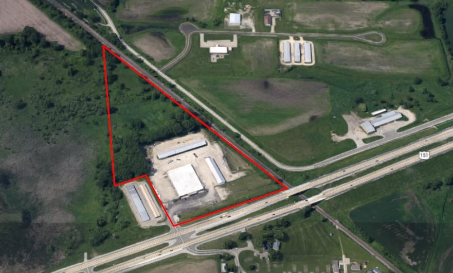 More Photos Of N6543 Us Highway 151, Beaver Dam Warehouse For Lease