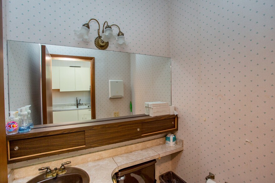 More Photos Of 329 Lincoln Hwy, Fairless Hills Warehouse For Sale