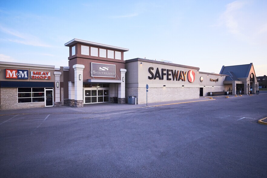 More Photos Of 2963 Gordon Rd, Regina Freestanding For Lease