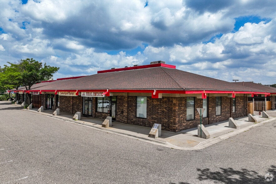 More Photos Of 8-88 Nathan Ln, Plymouth Storefront Retail Office For Lease